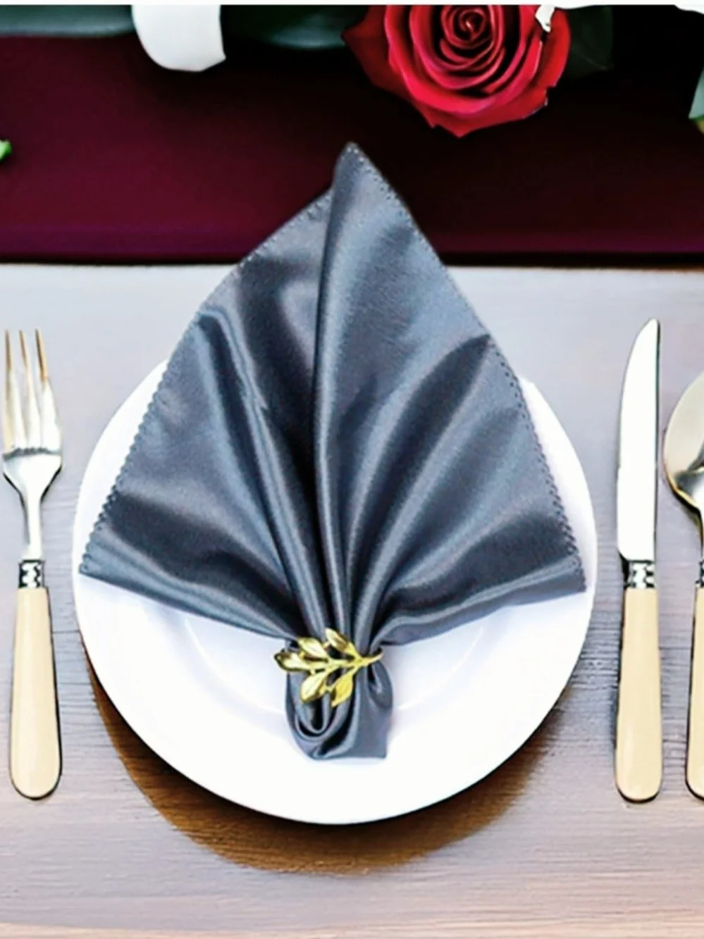90 Gold Leaf Design Napkin Rings – Elegant Gold Finish